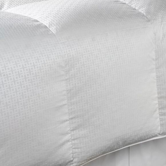 Hotel Collection European Down Medium Weight Hypoallergenic Comforter White King - Picture 2 of 4